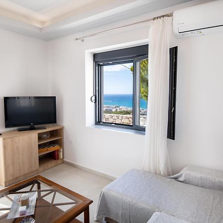 George'S Apartment 罗希姆诺 外观 照片